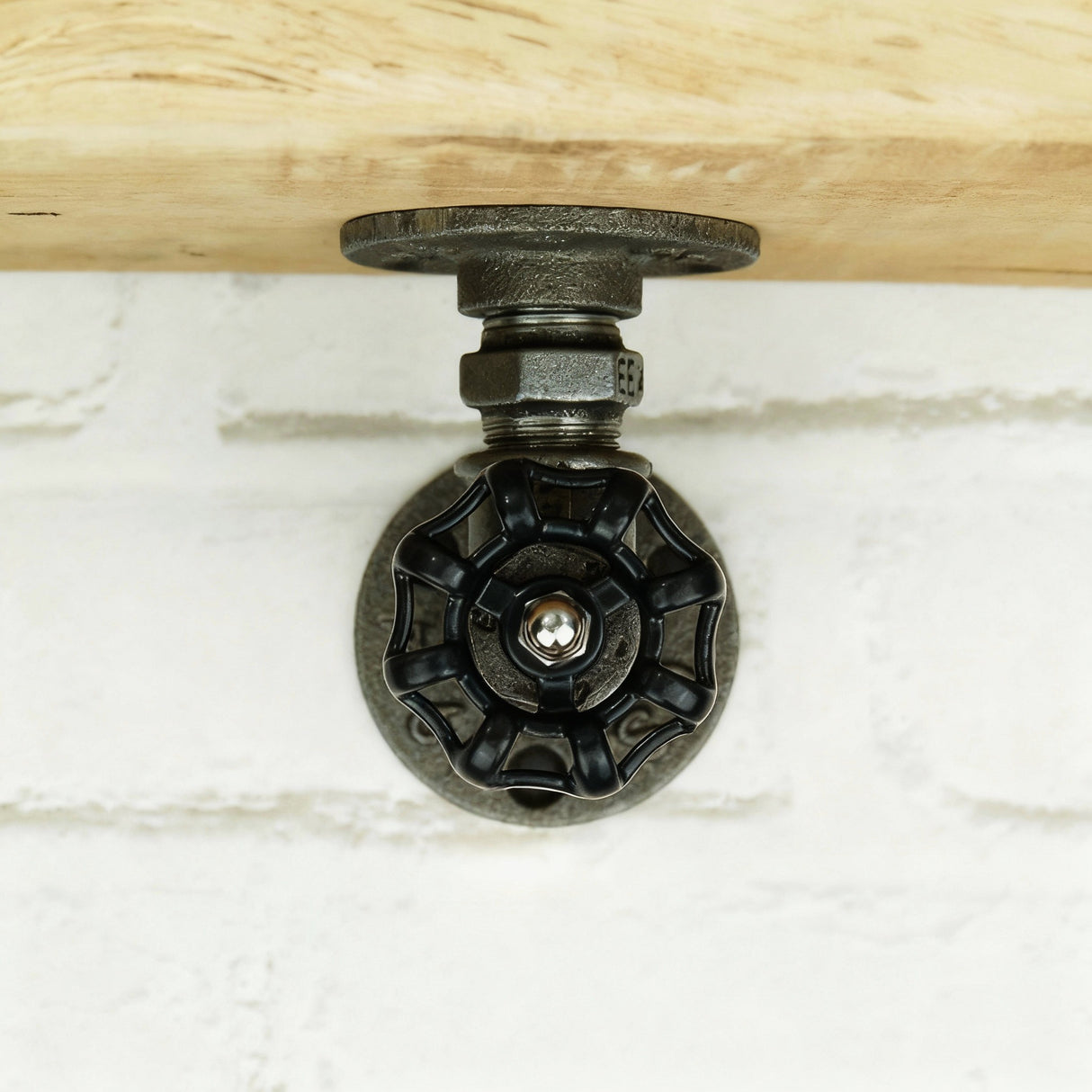 Black Handwheel Bracket | Model 3