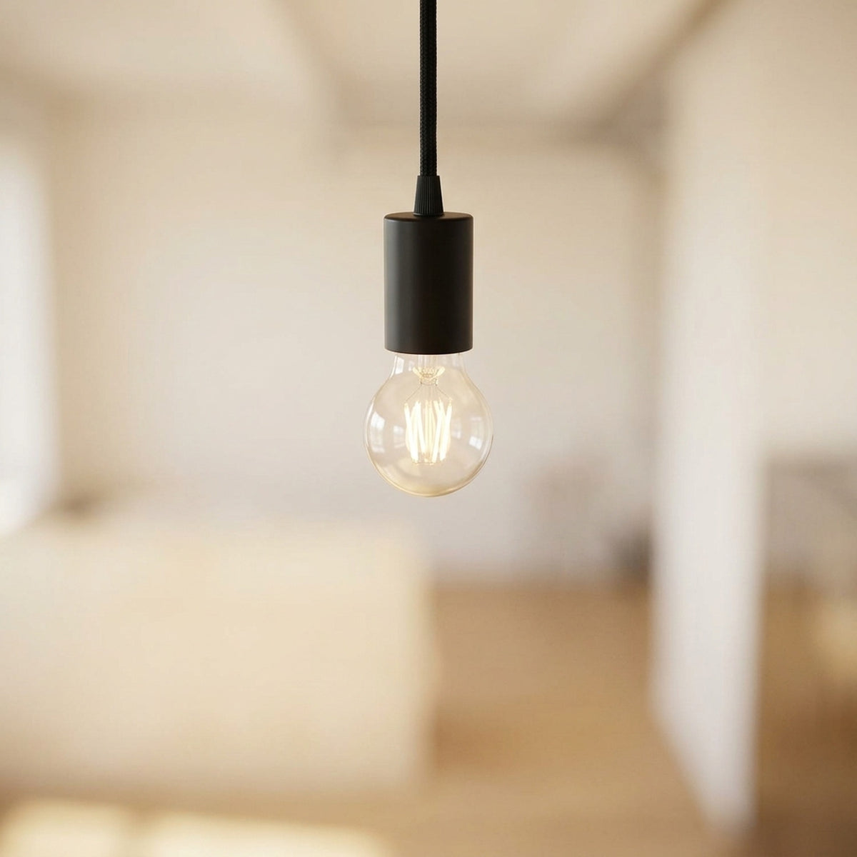 E27 cylindrical metal socket — Conical plastic / Black