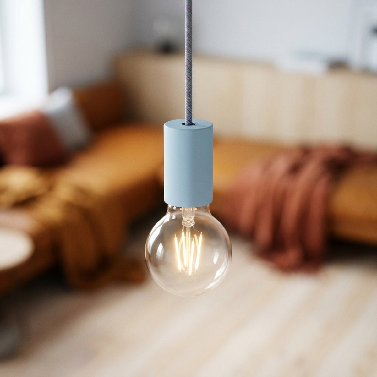E27 pastel metal socket — Sky blue