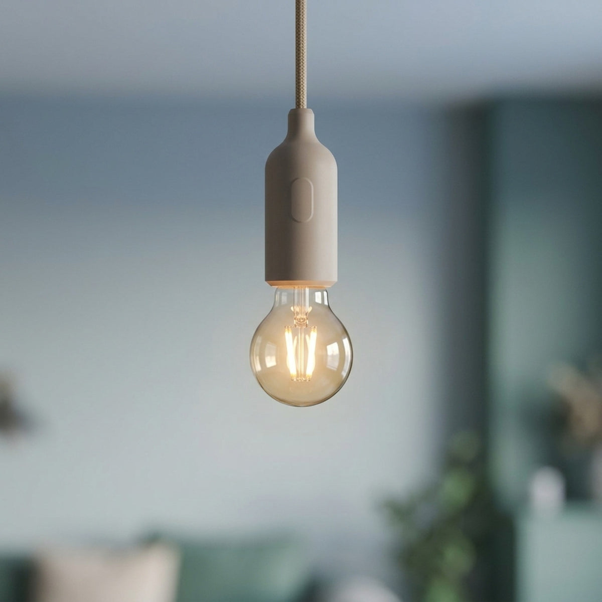E27 silicone socket with switch — Brown