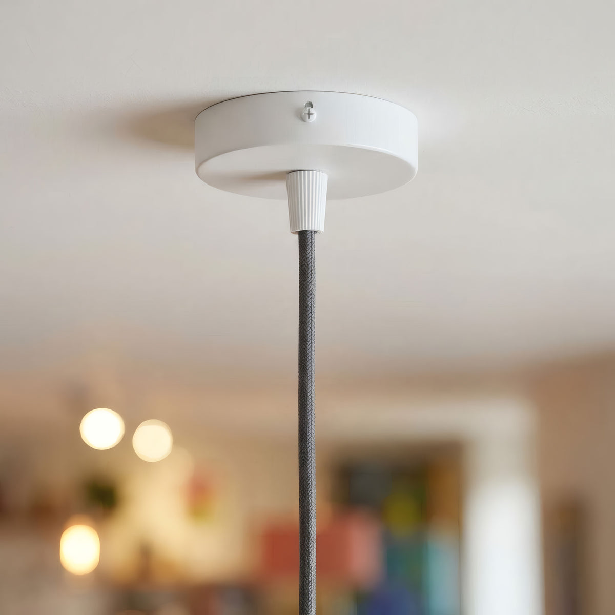 Mini cylindrical metal ceiling rose, Ø 83 mm — 1 central hole / Conical thermoplastic / Matt white