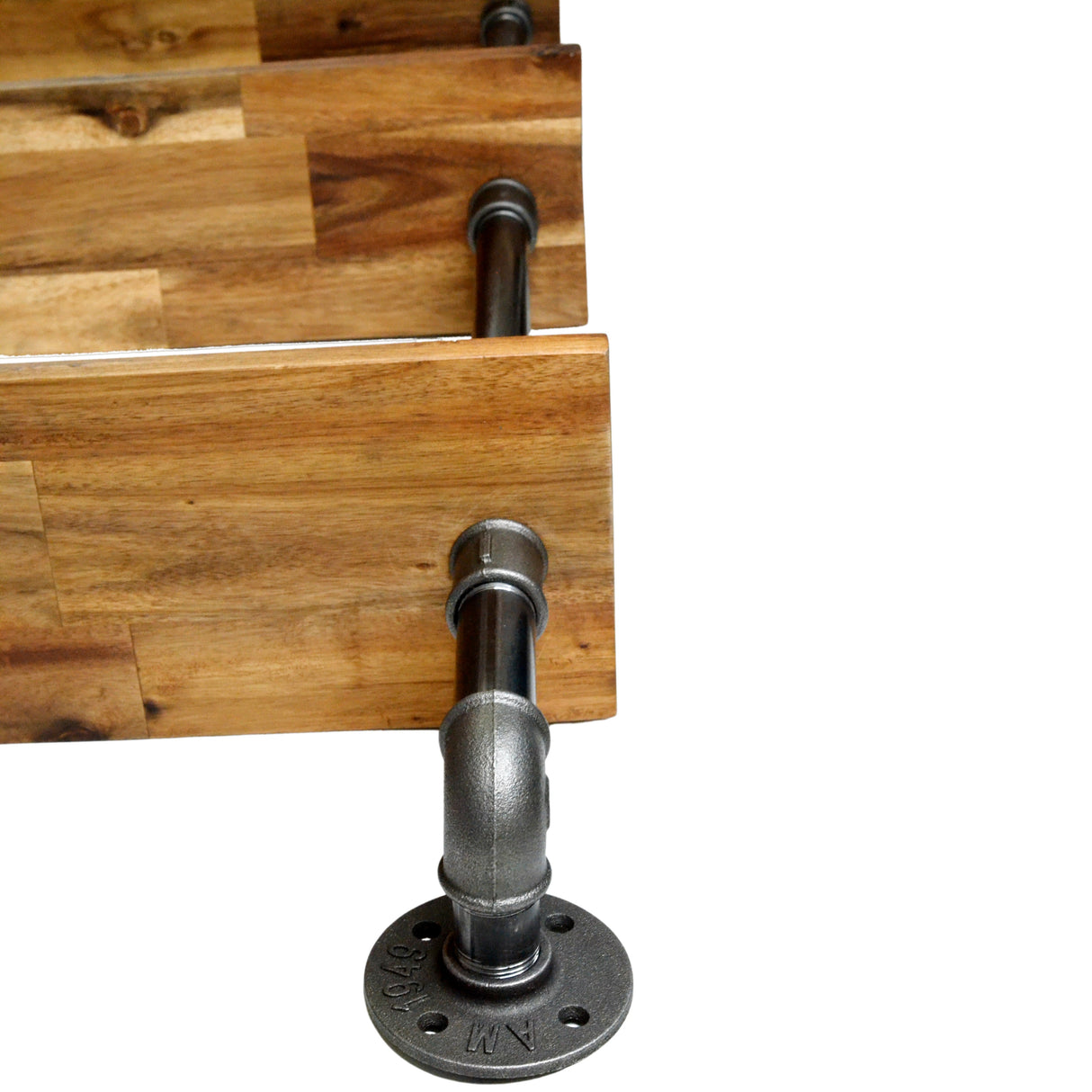 Shallow shelving kit - wall-mounted or free-standing - made-to-measure