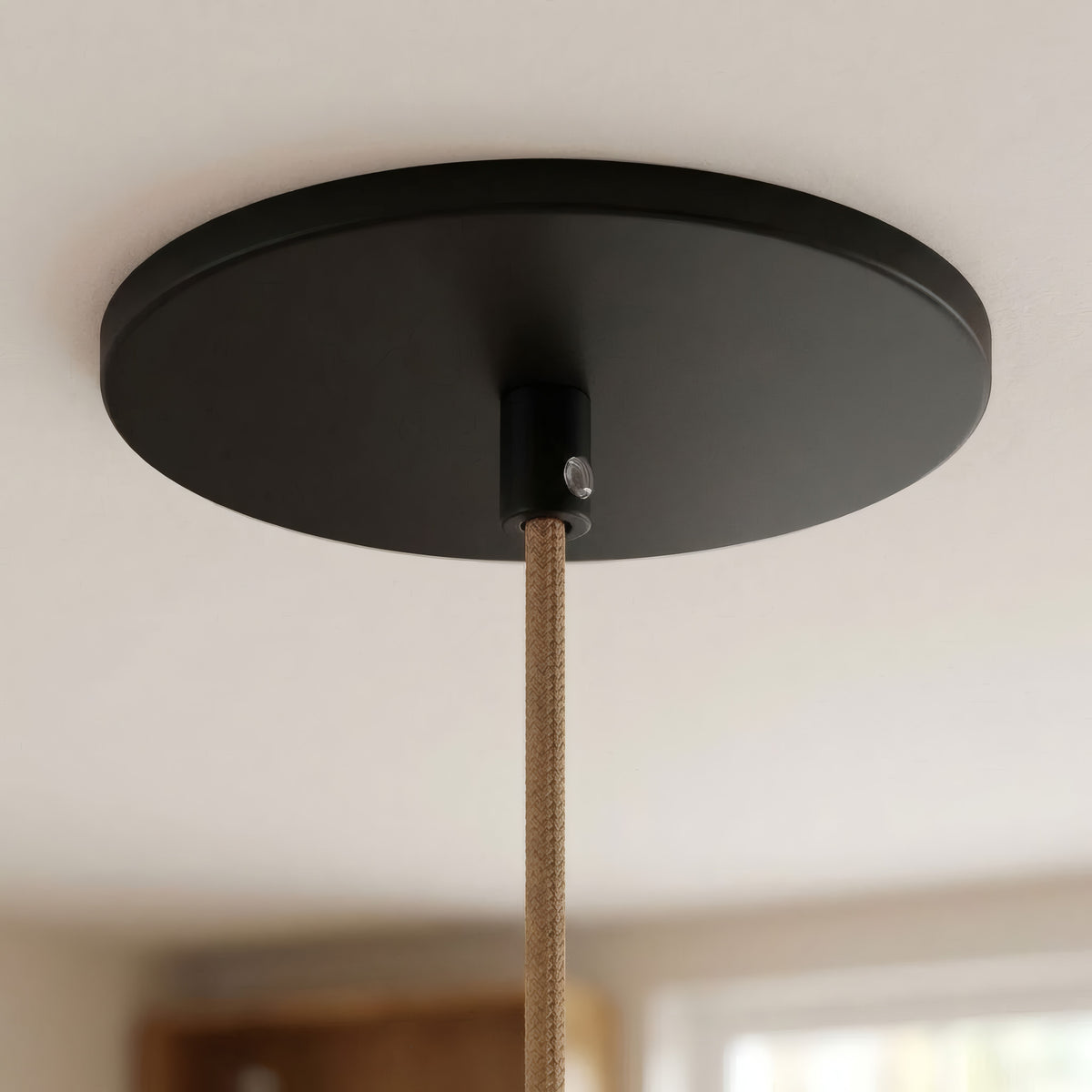 Flush recessed ceiling rose, Ø 126 mm — Black