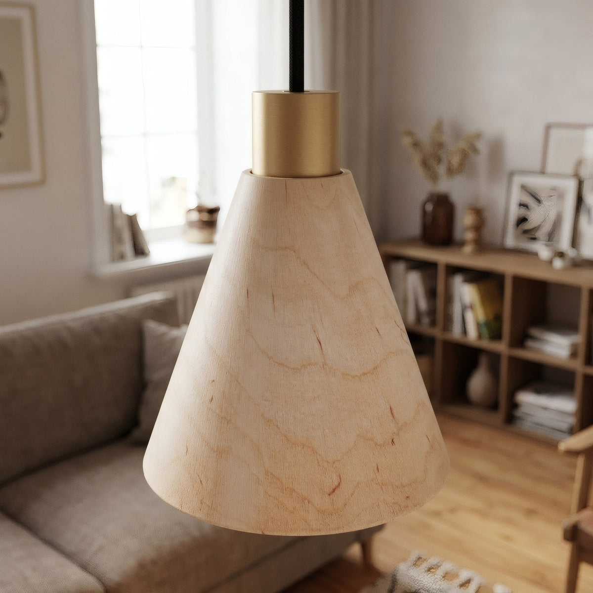 Conical natural wood lampshade for E27 socket