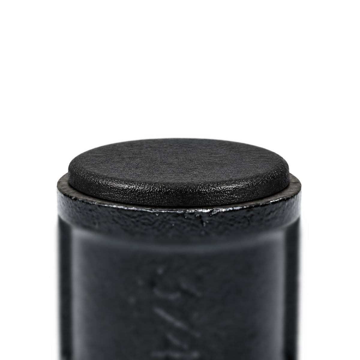 Black plastic insert in a 3/4″ black-painted deco coupling