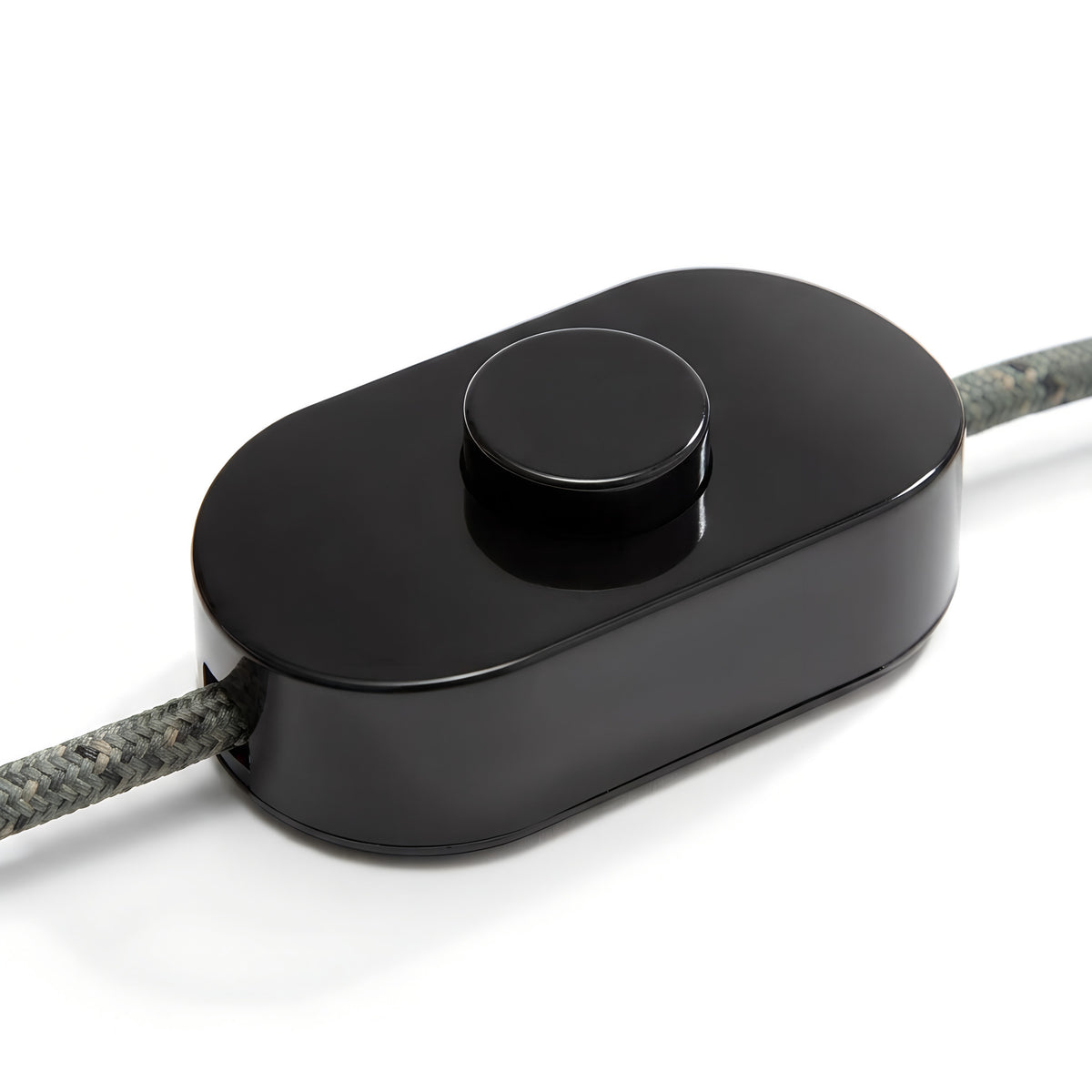 Single-pole black foot switch for floor lamps — Black