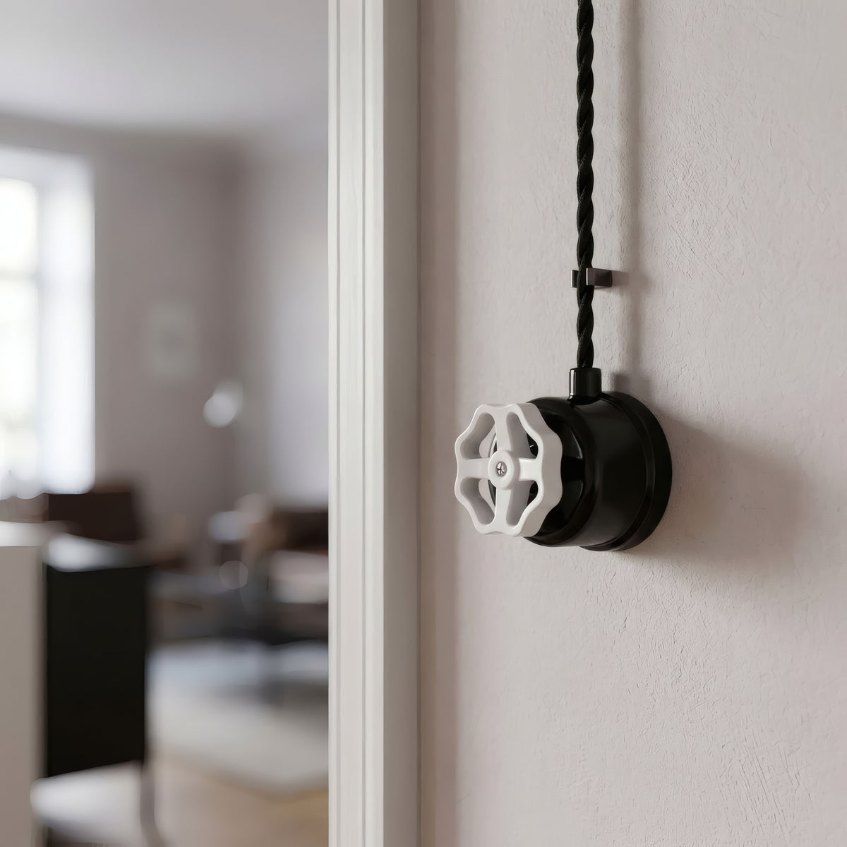 Porcelain two-way switch with a knob — Black / White