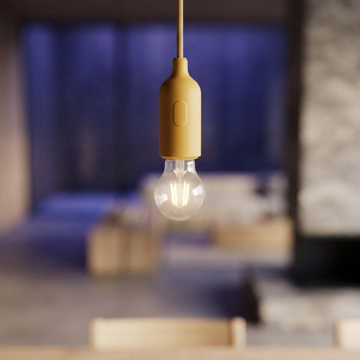 E27 silicone socket with switch — Mustard