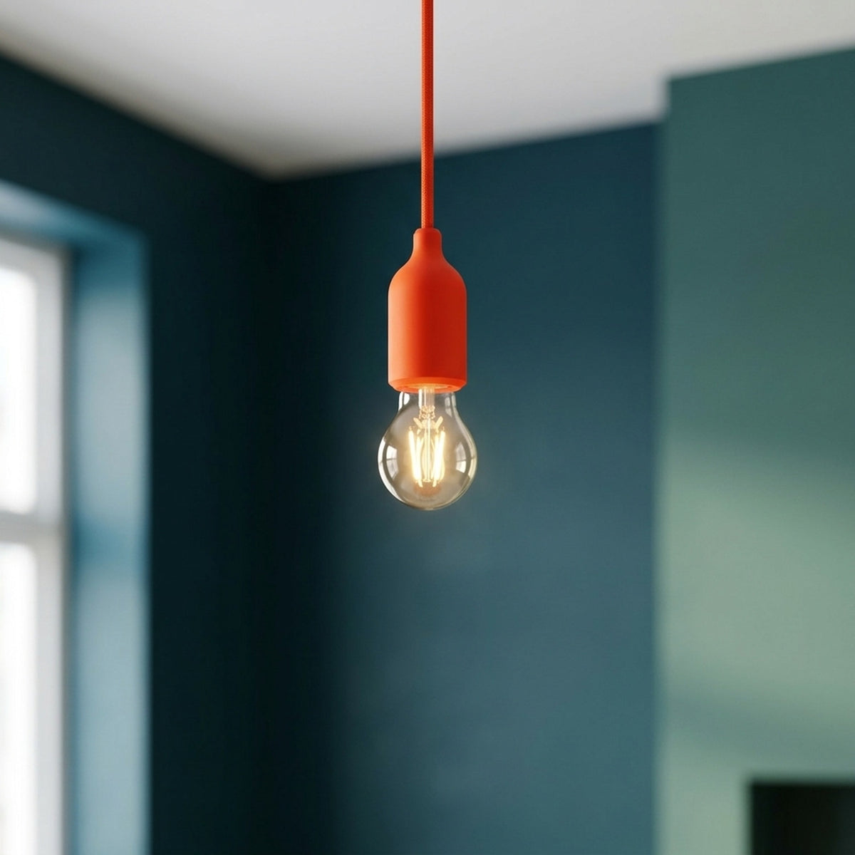 E27 silicone socket with hidden cable grip — Orange