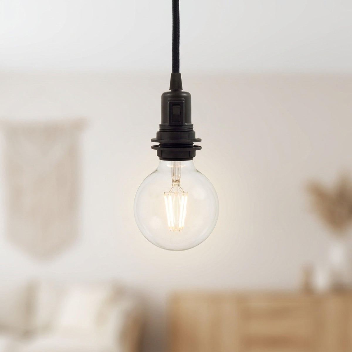 E27 thermoplastic socket with double ring and switch — Black