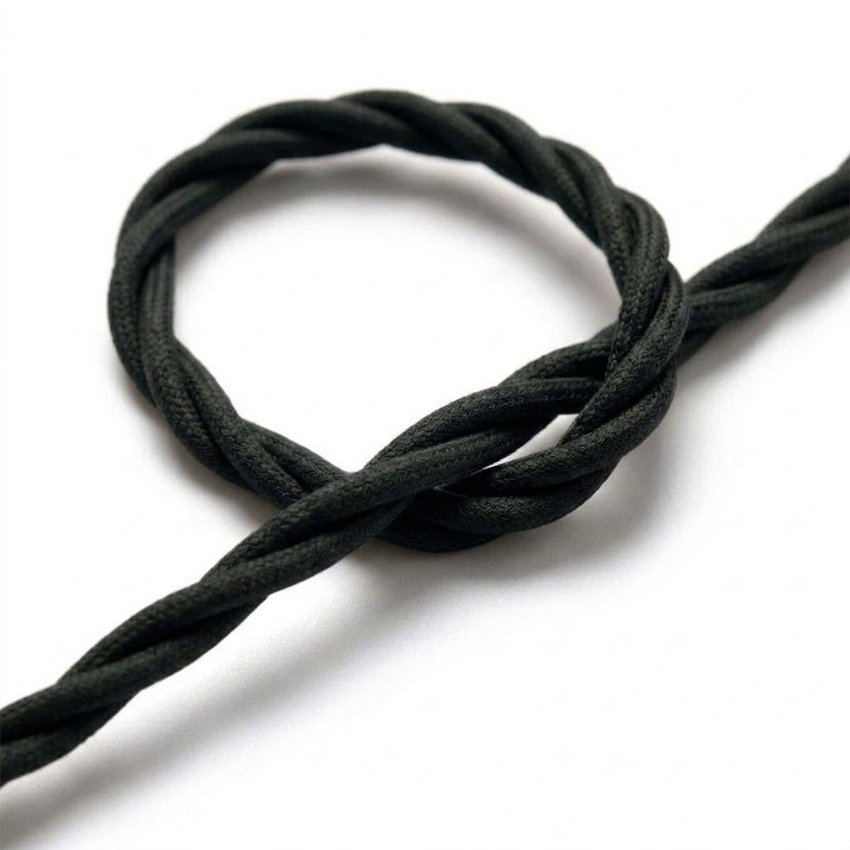 Close-up of the black twisted fabric cable
