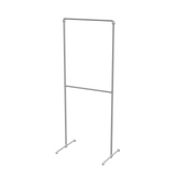 Portant à vêtements autoportant double niveau en tuyaux de plomberie galvanisés Ø 27 mm — largeur 88 cm, hauteur 216 cm, vue de trois quarts sur fond blanc
