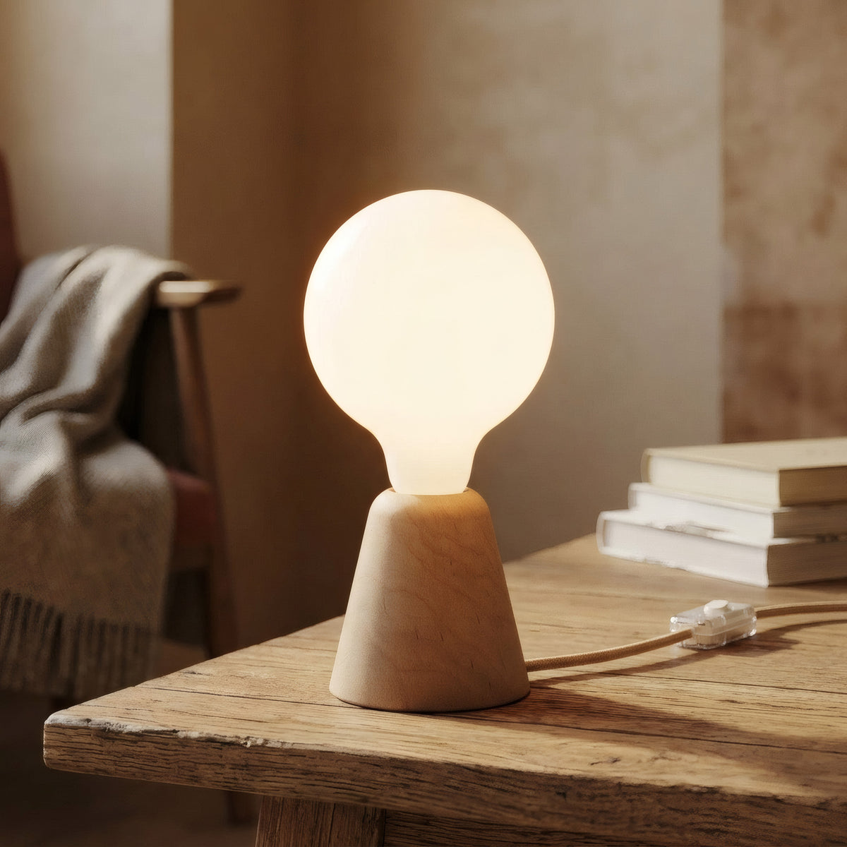 Conical alder wood lamp base for E27 socket
