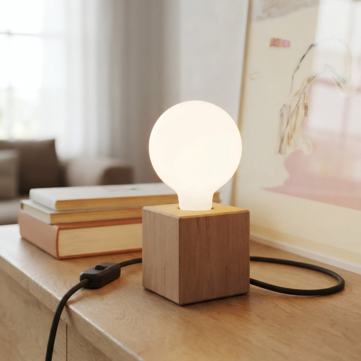 Alder wood cube lamp base for E27 socket